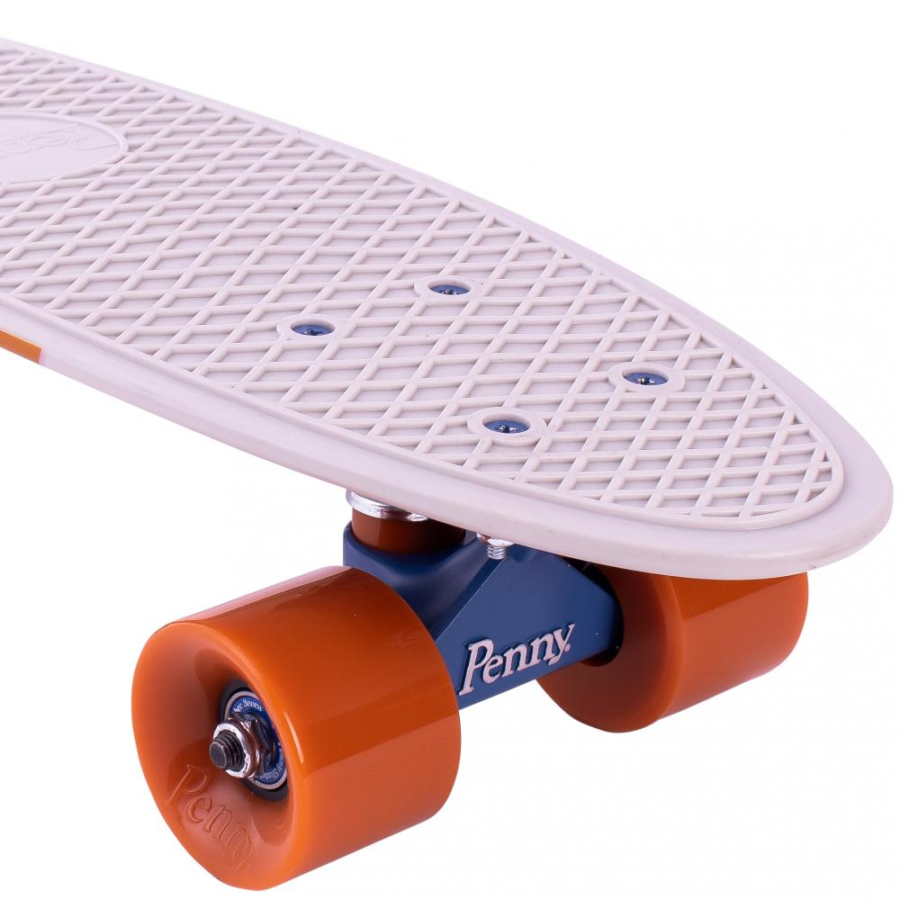 Penny Boards '22' with design