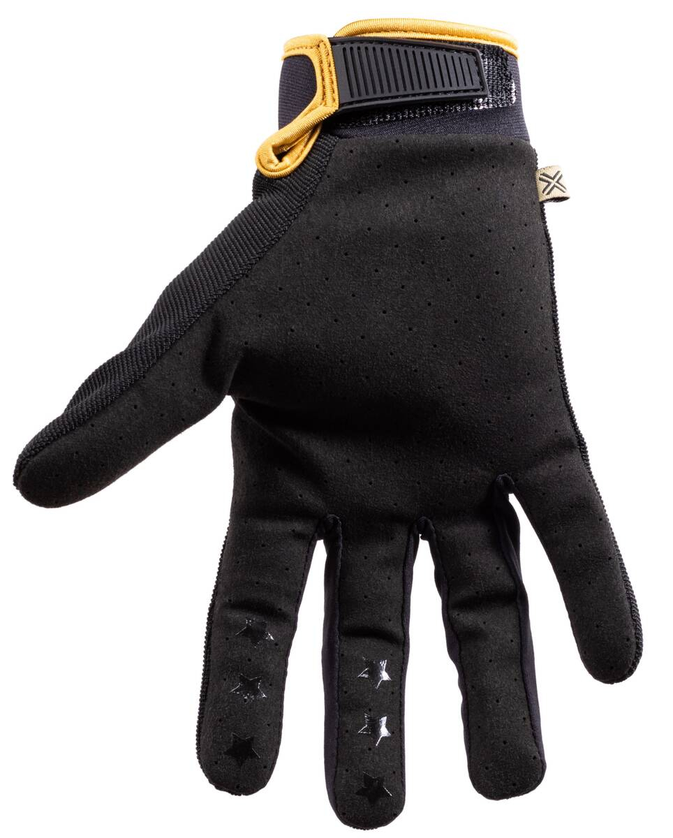 Fuse Chroma Gloves