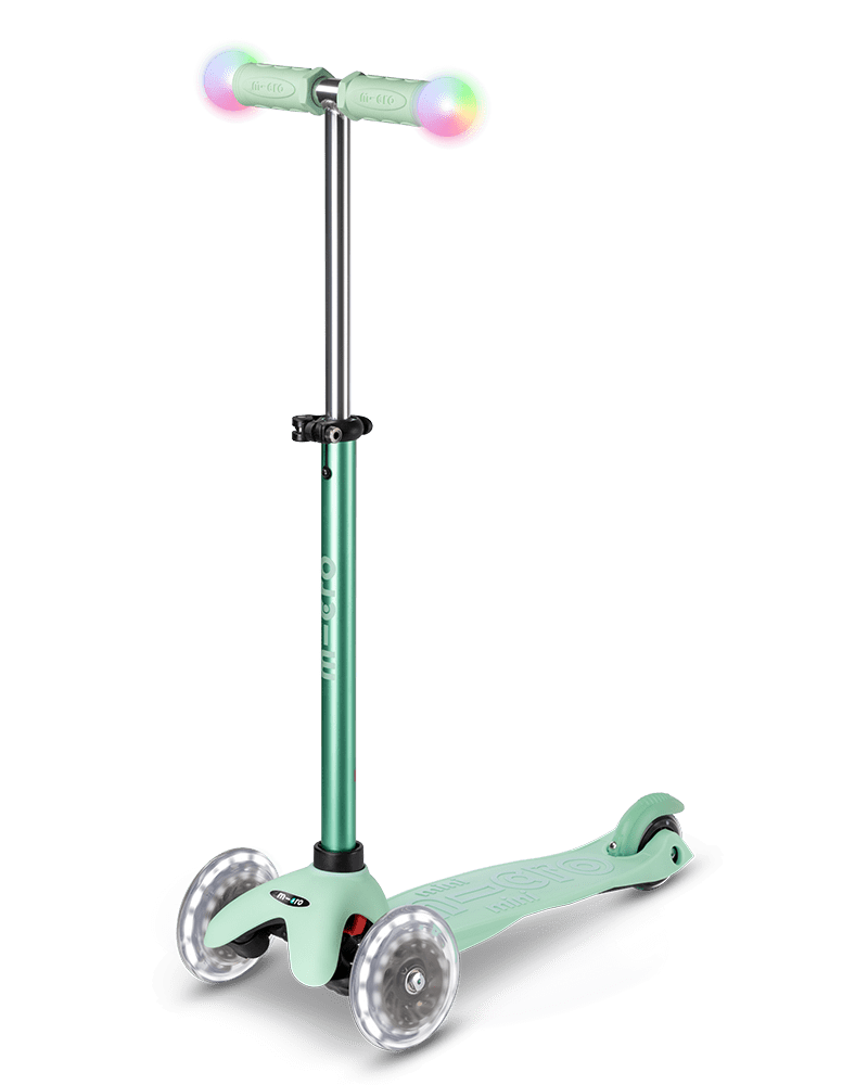 Micro Mini2Grow Deluxe Magic LED scooter