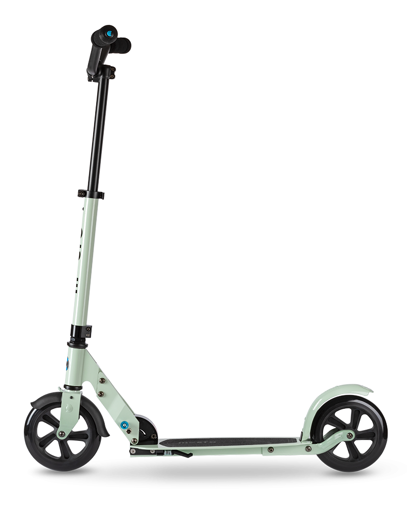 Micro Speed Deluxe scooter