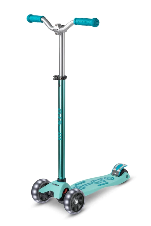 Micro Maxi Deluxe PRO LED scooter