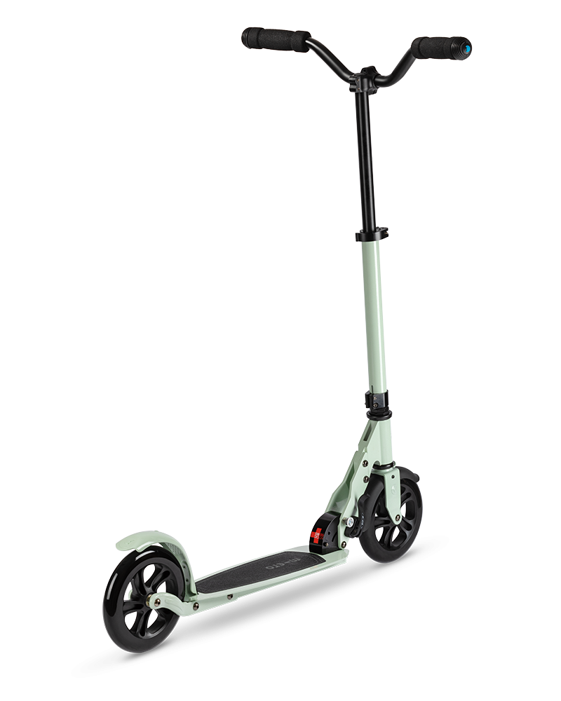 Micro Speed Deluxe scooter