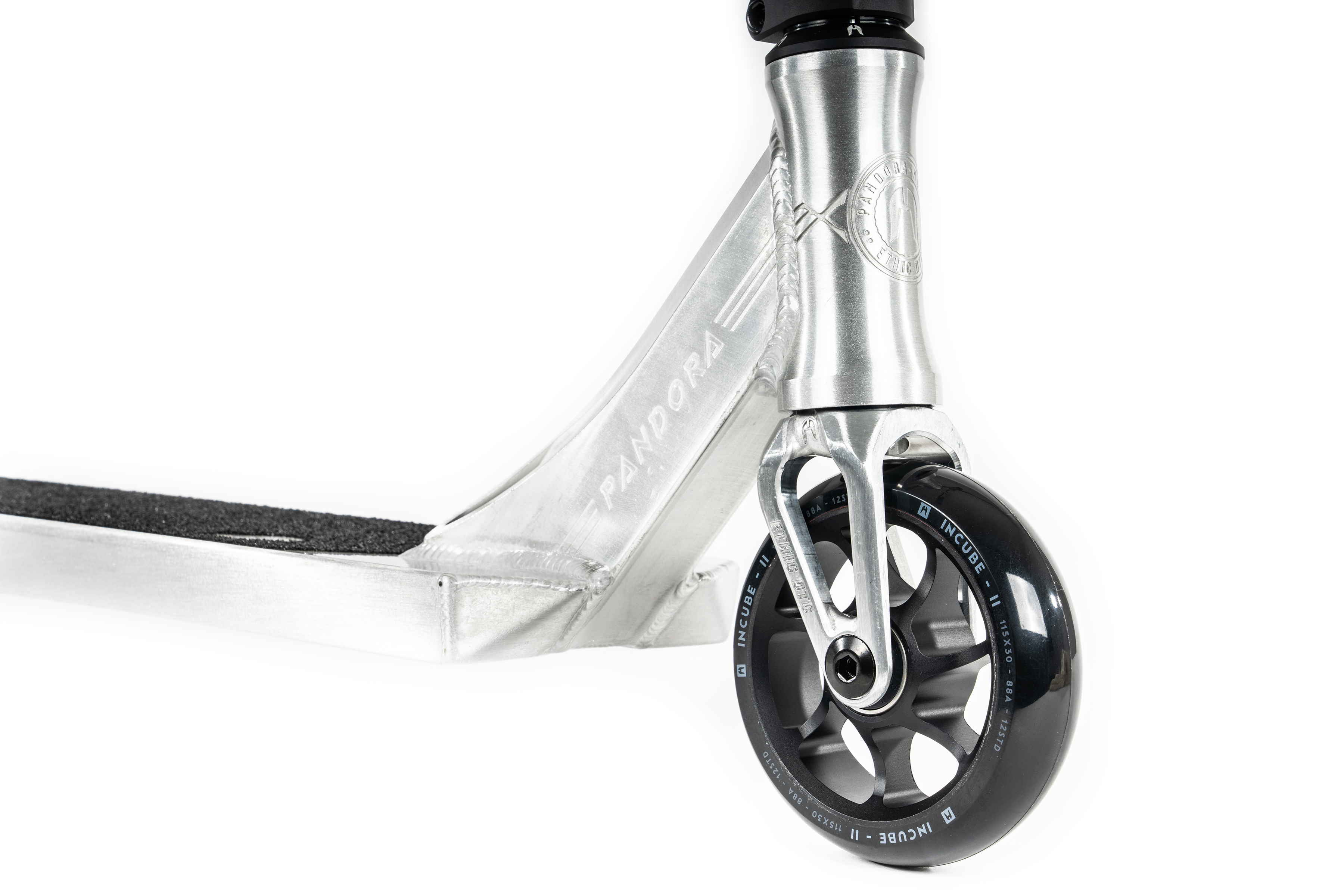 Ethic Pandora Medium stunt scooter