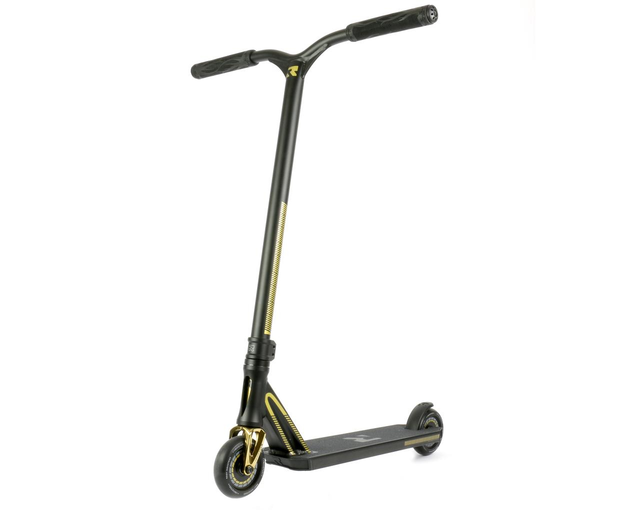 ROOT COMPLETES INVICTUS SCOOTER